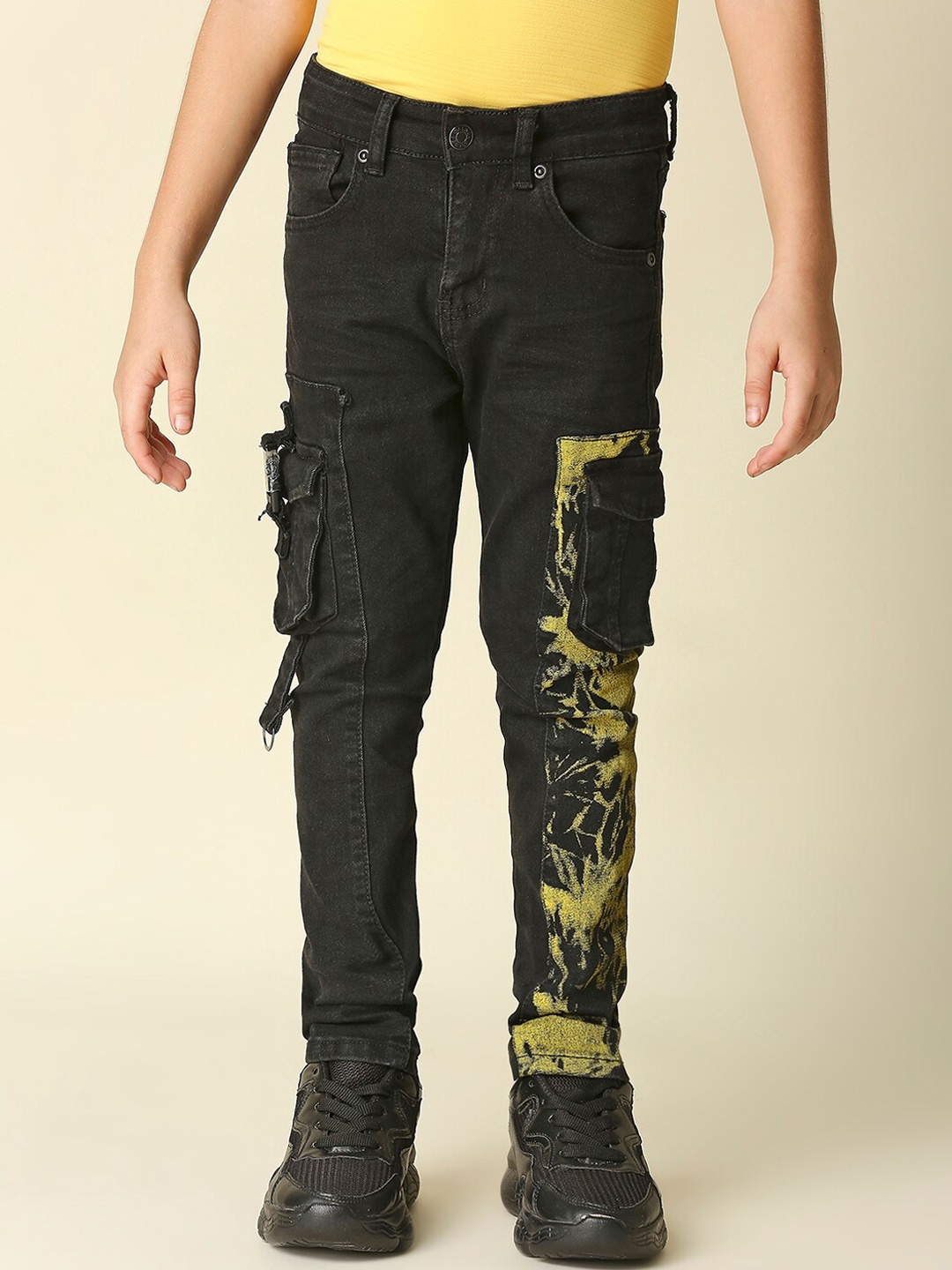 

WAIMEA Boys Black Comfort Slim Fit Low Distress Printed Stretchable Jeans
