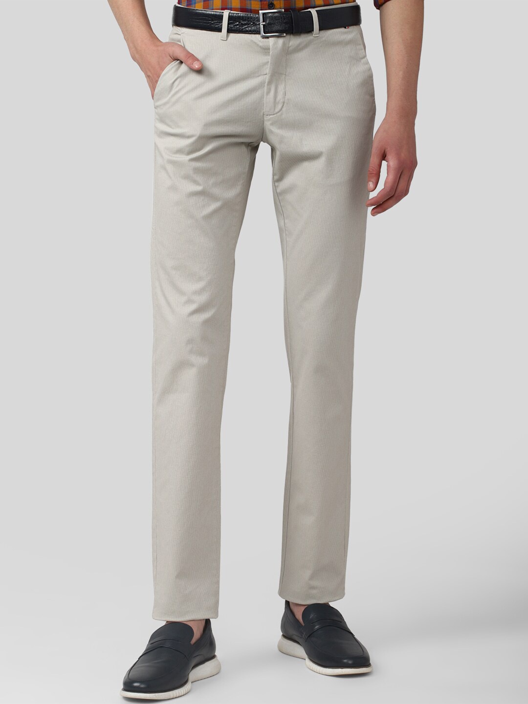 

Van Heusen Sport Men White Slim Fit Trousers