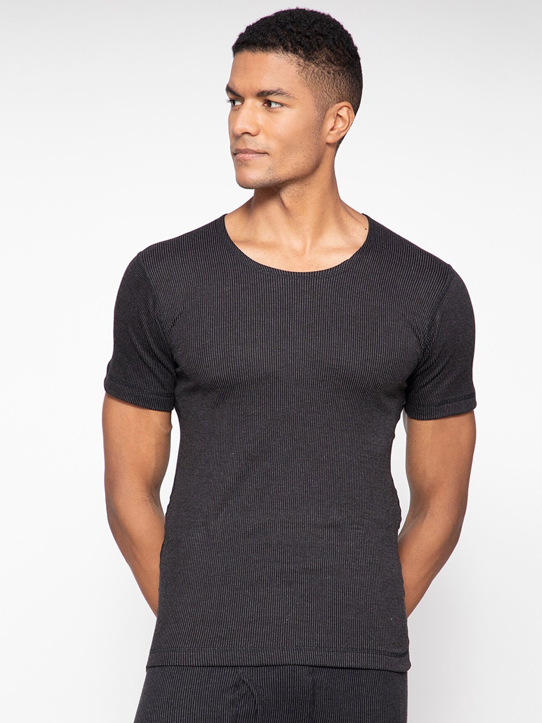 

SPORTO Men Black Striped Ultima Thermal T-Shirt