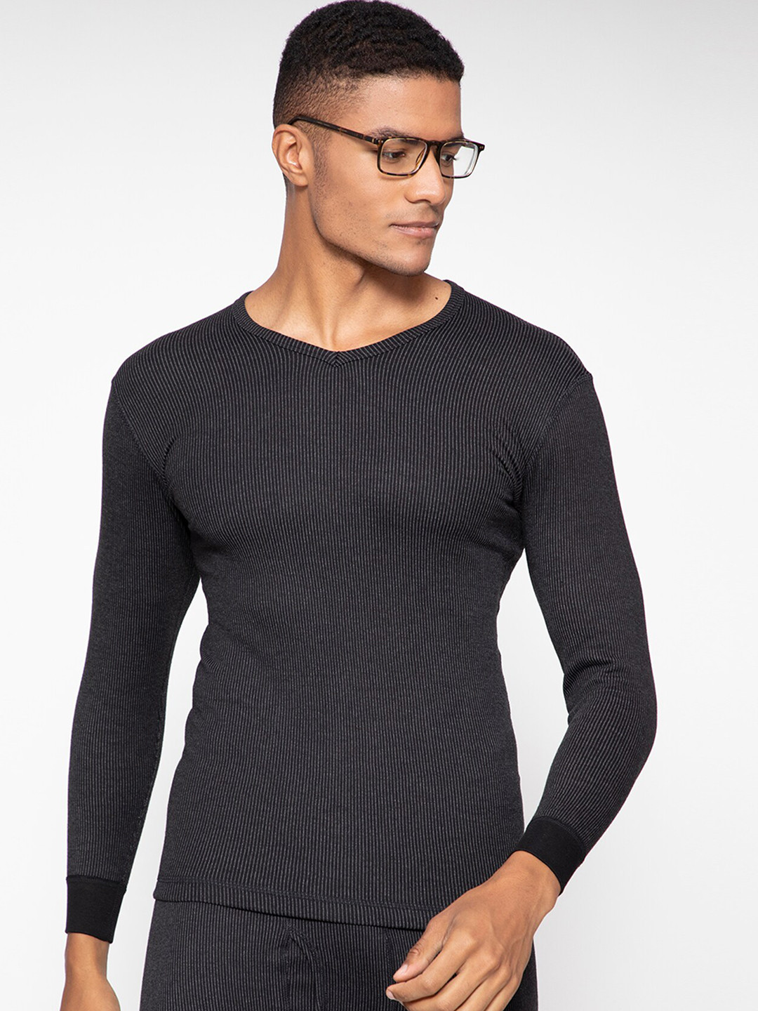 

SPORTO Men Black Striped Ultima Thermal T-Shirt