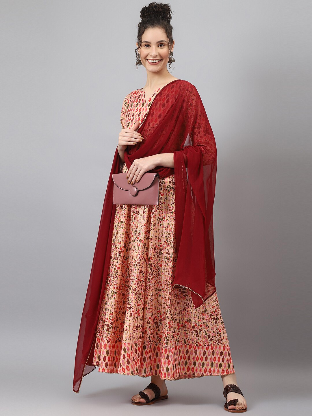 

DEEBACO Women Maroon & Peach Floral Printed Anarkali Pure Cotton Kurta