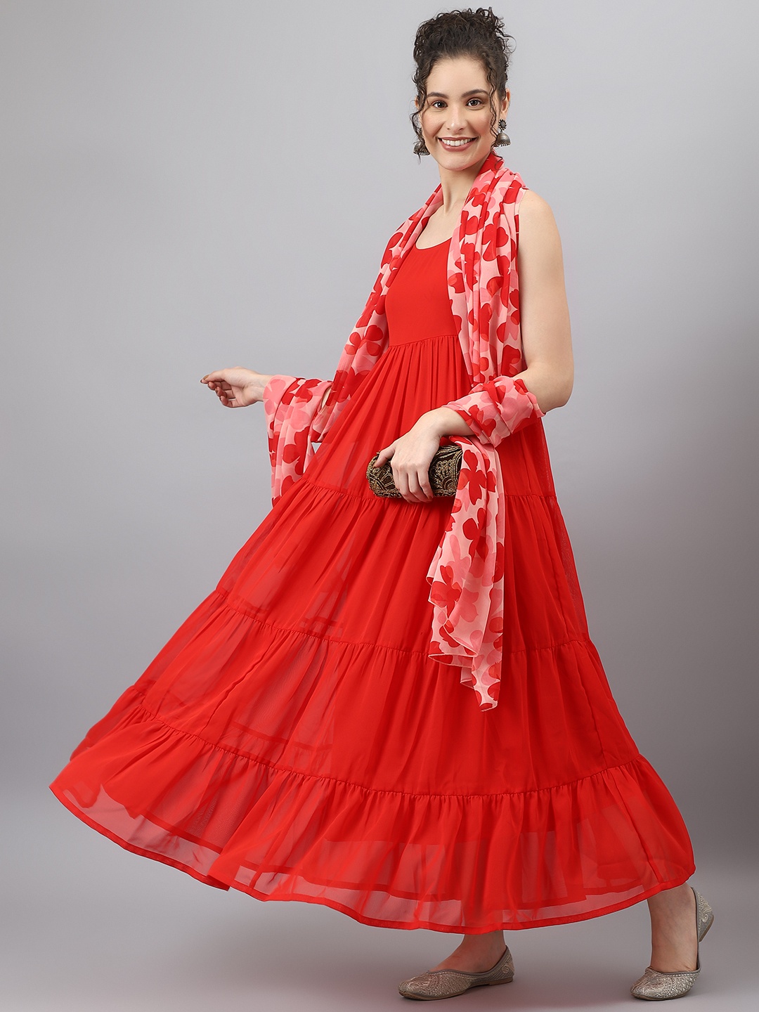 

DEEBACO Women Red Kurta With Dupatta