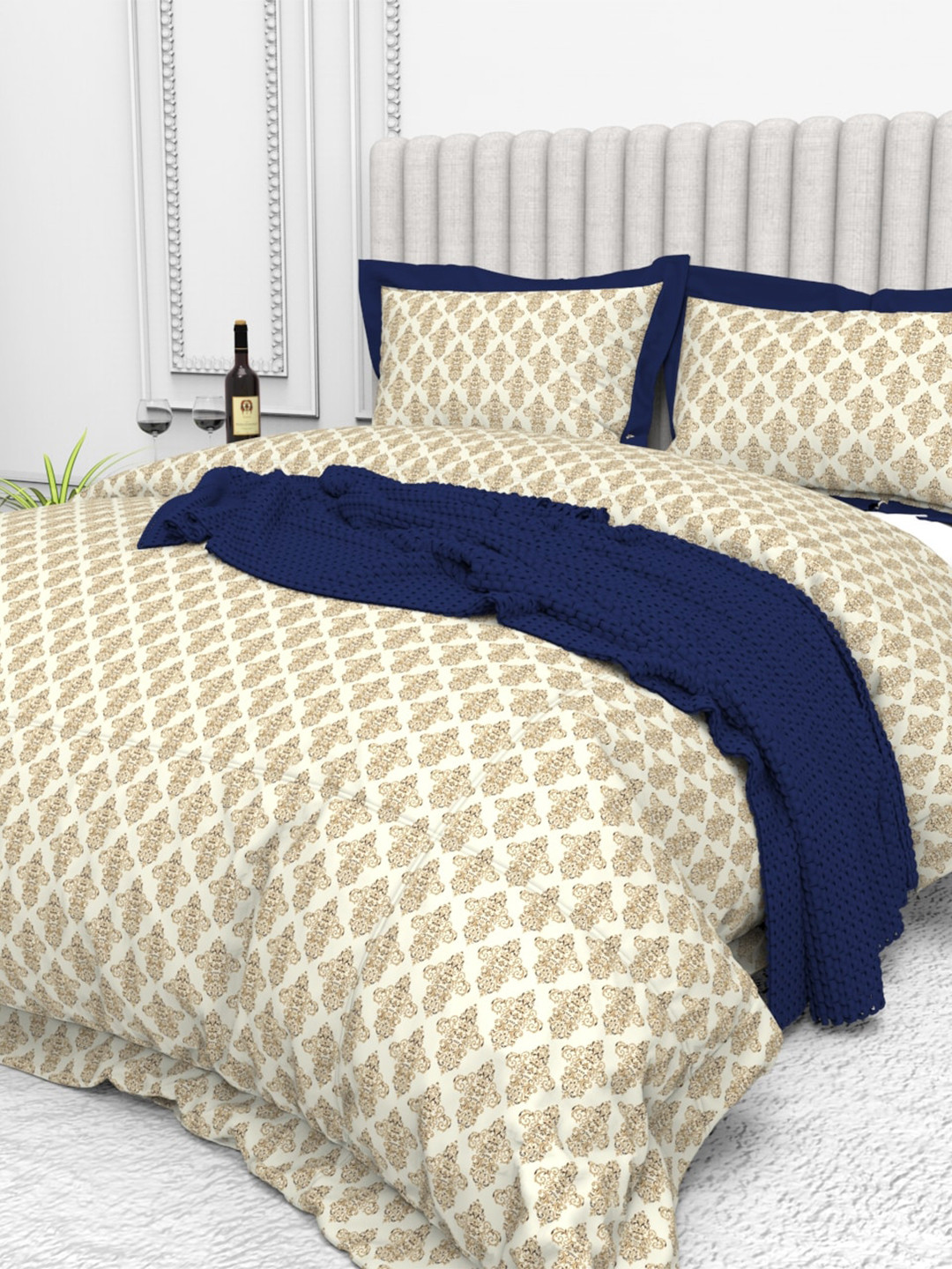 

THE WHITE MOSS Brown & Blue Ethnic Motifs Cotton 250 TC King Bedsheet with 2 Pillow Covers