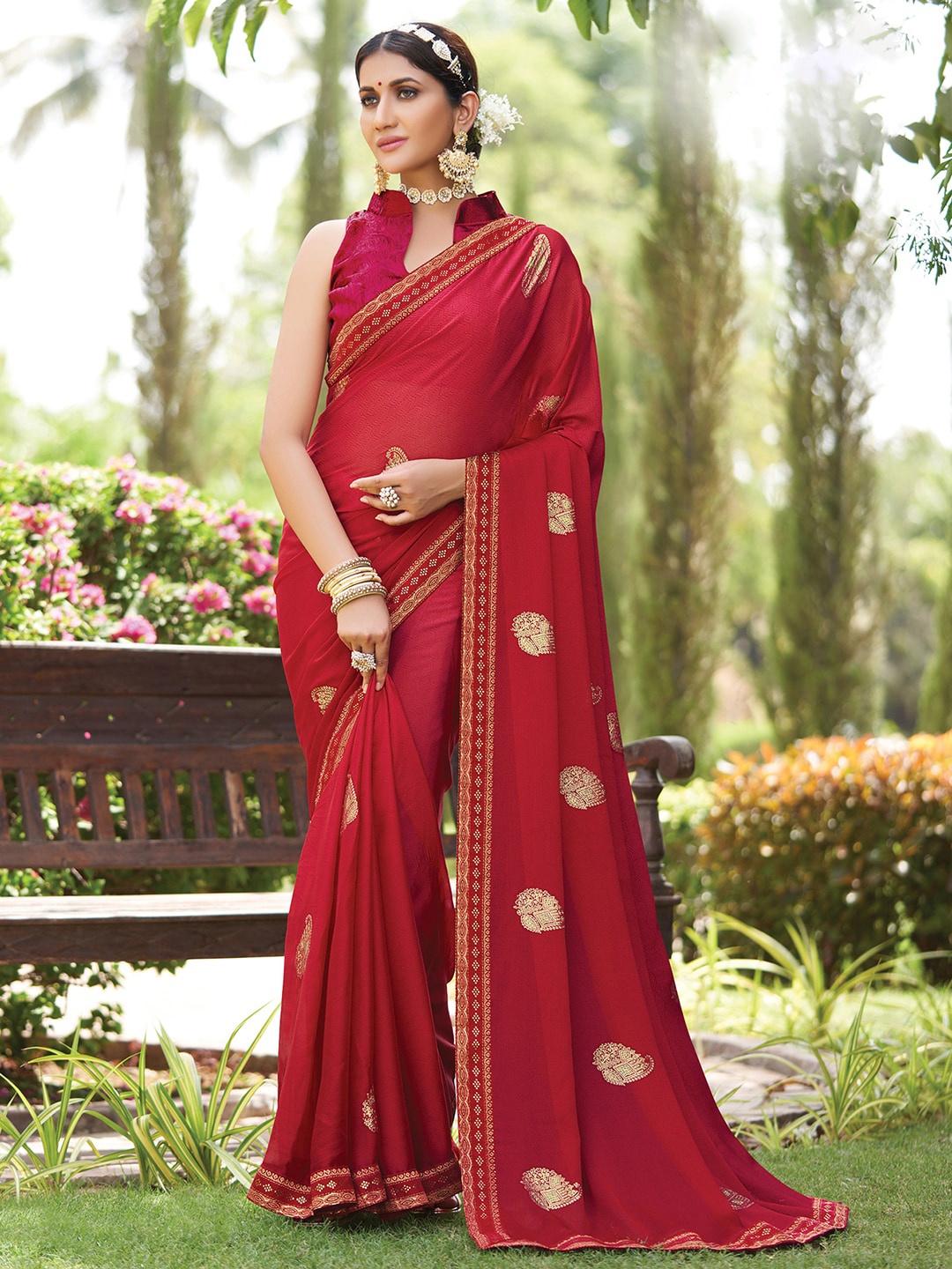 

Mitera Pink & Gold-Toned Floral Pure Chiffon Bagru Saree