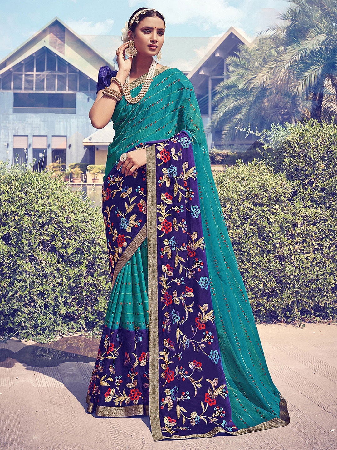 

Mitera Teal & Gold-Toned Floral Embroidered Pure Chiffon Banarasi Saree