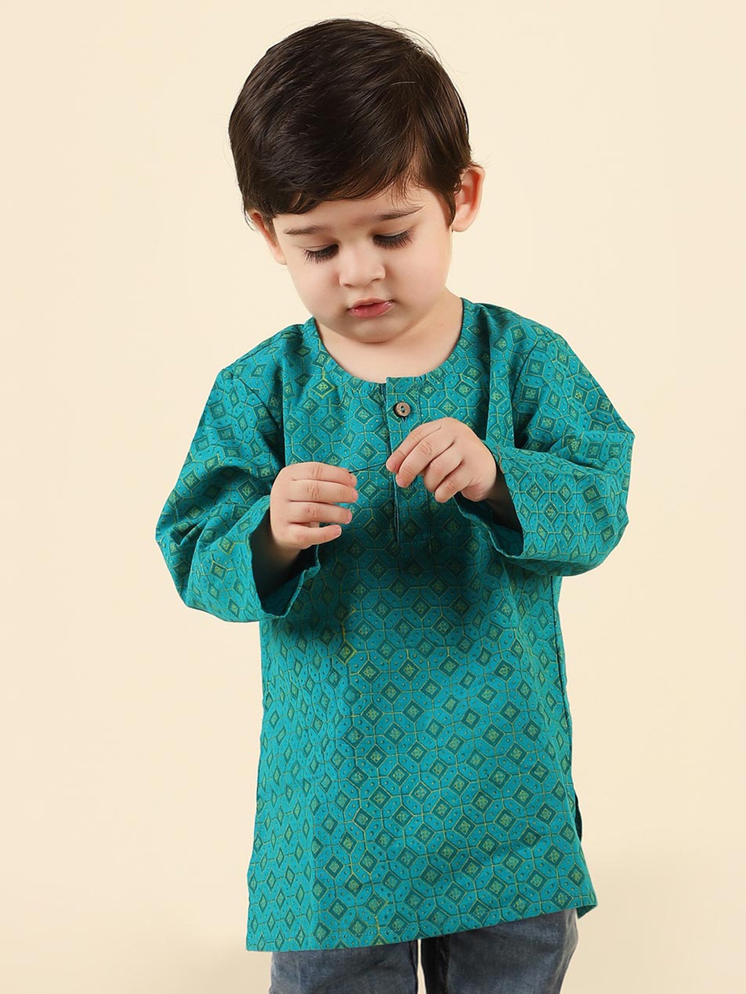 

Fabindia Boys Teal Quirky Cotton Printed Kurta