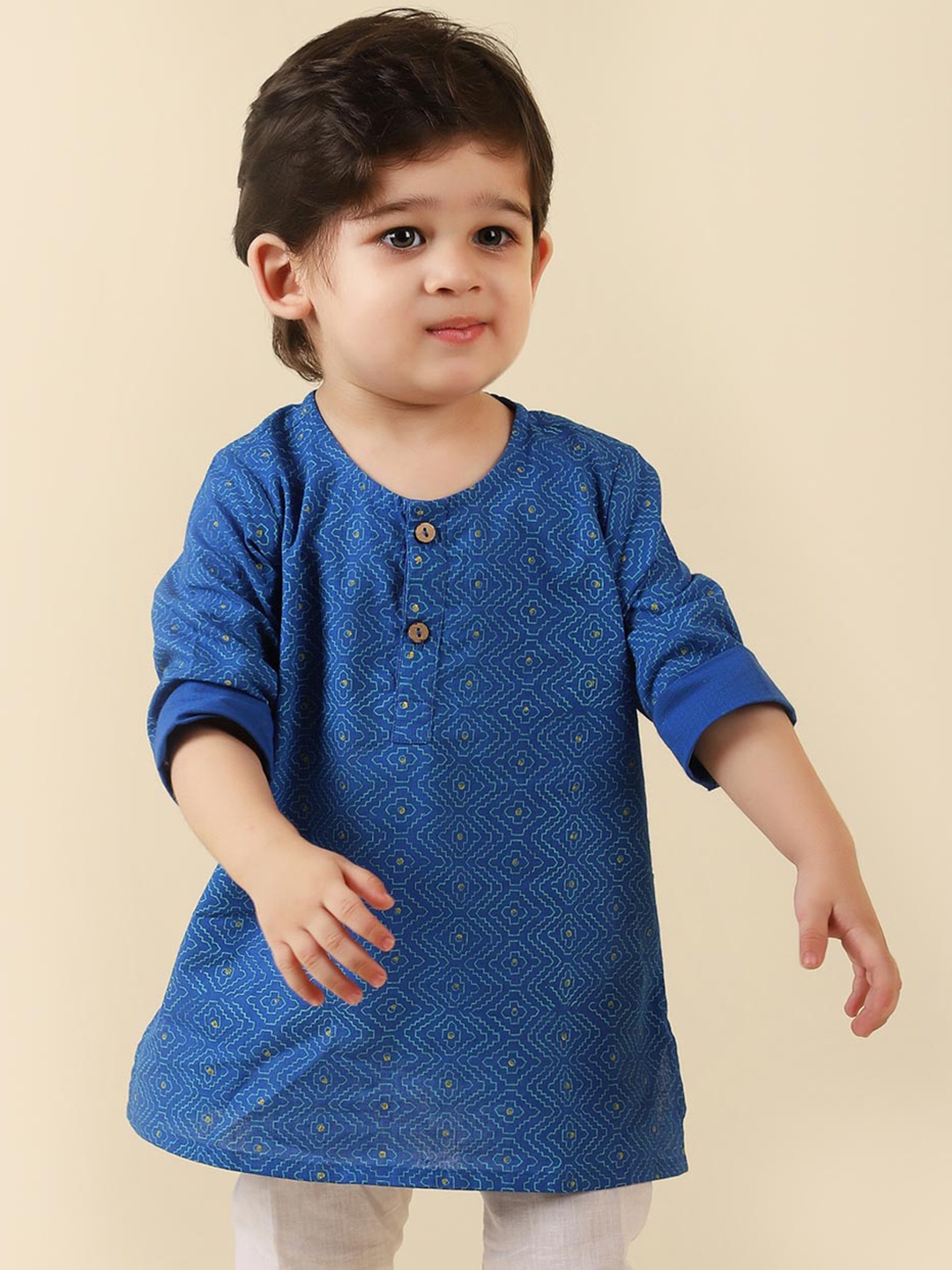 

Fabindia Boys Blue Geometric Printed Cotton Kurta