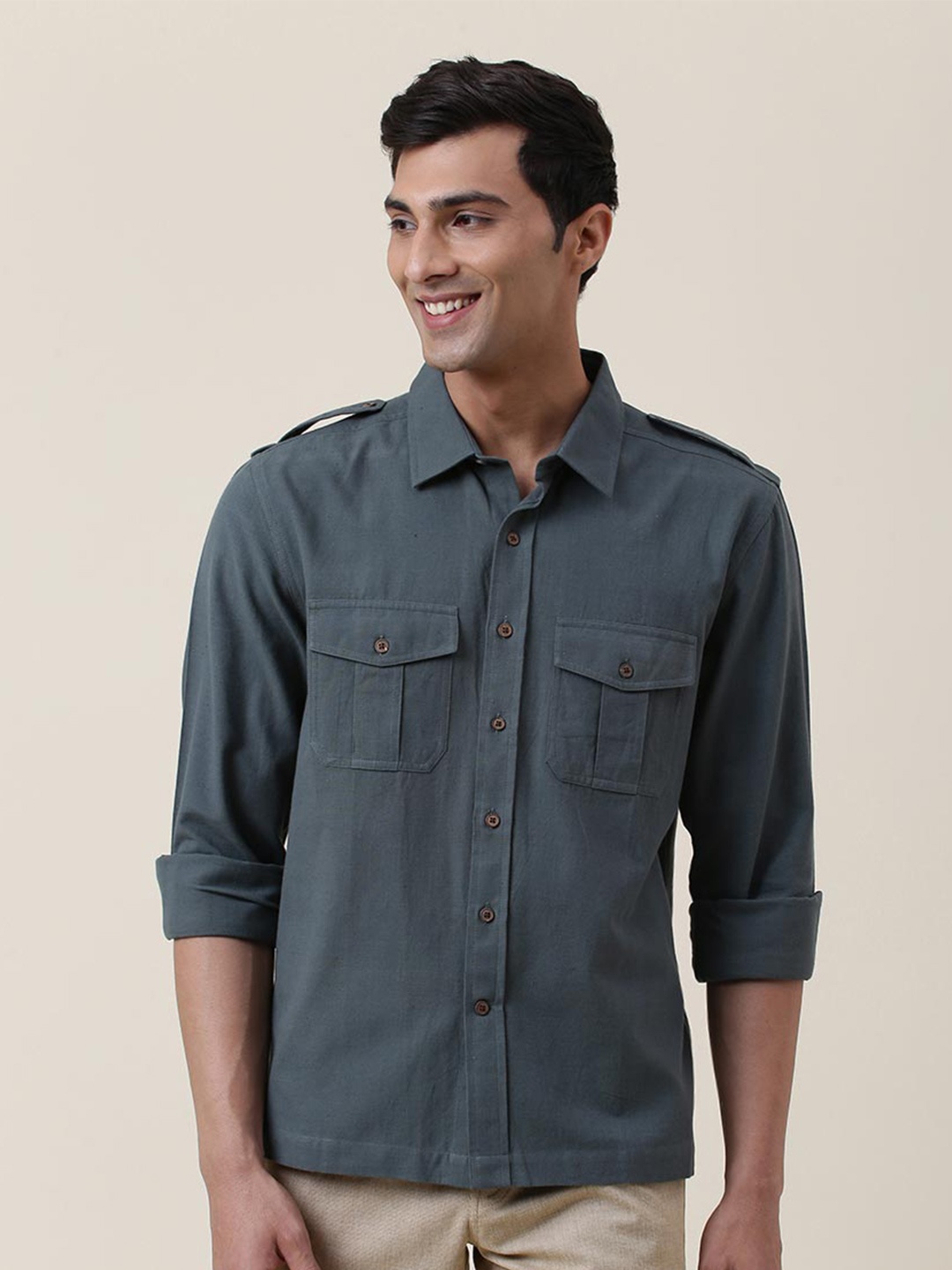 

Fabindia Men Teal Solid Cotton Regular Fit Casual Shirt