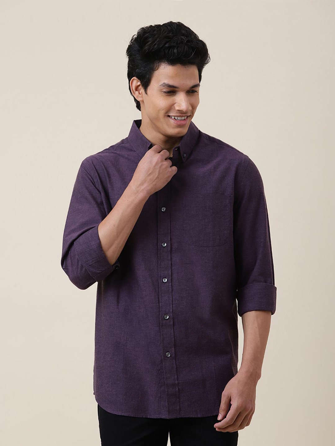 

Fabindia Men Purple Solid Cotton Regular Fit Casual Shirt
