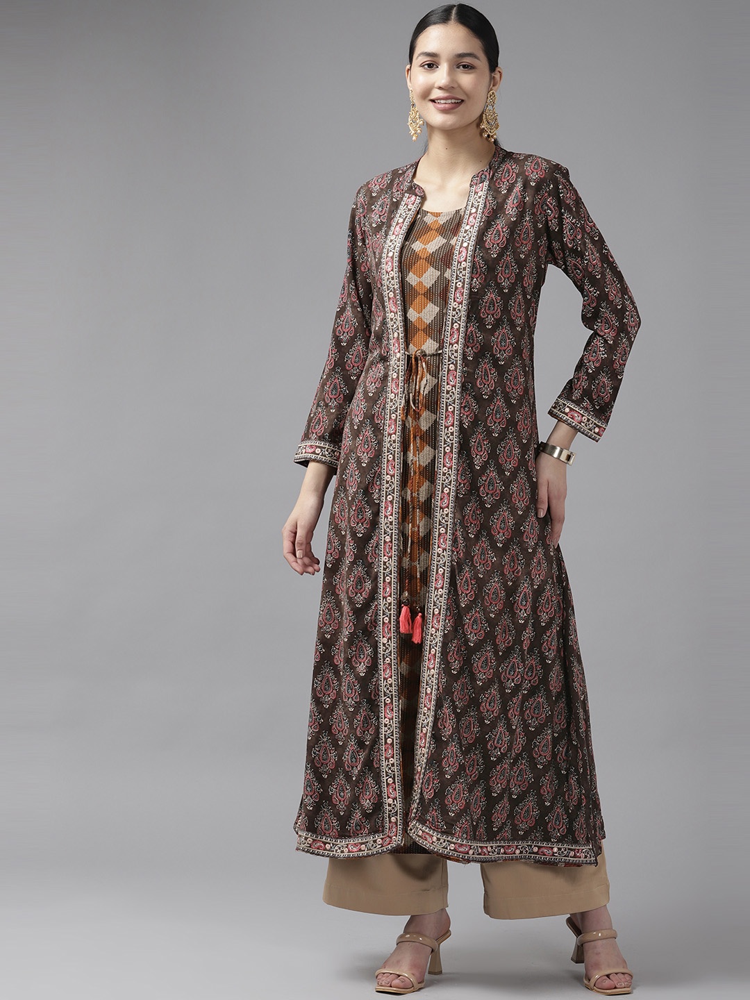 

Prakrti Women Printed Floral Kurta With Jacket, Brown