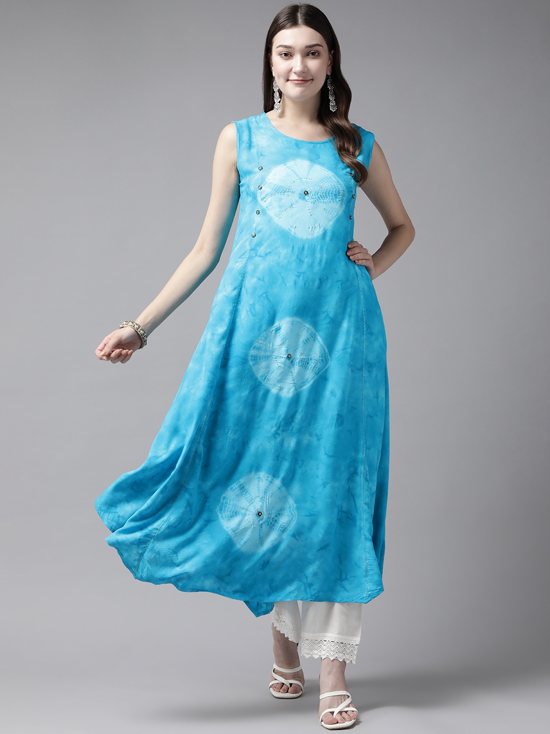 

Prakrti Women Dyed Kurta, Blue