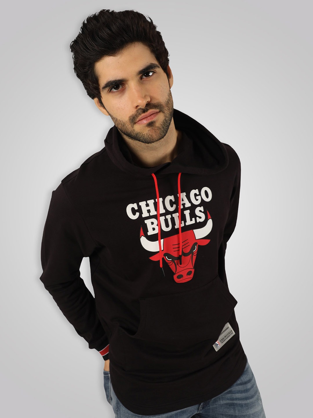 

NBA Men Black Chicago Bulls Classic Crest Hoodie