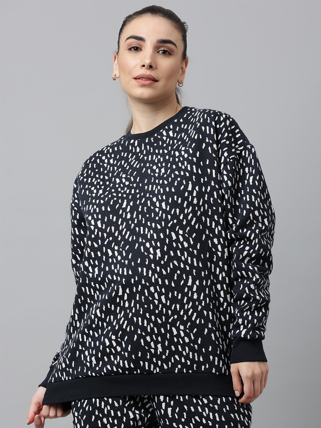 

Pritla Women Navy Blue Printed Cotton Sweatshirt