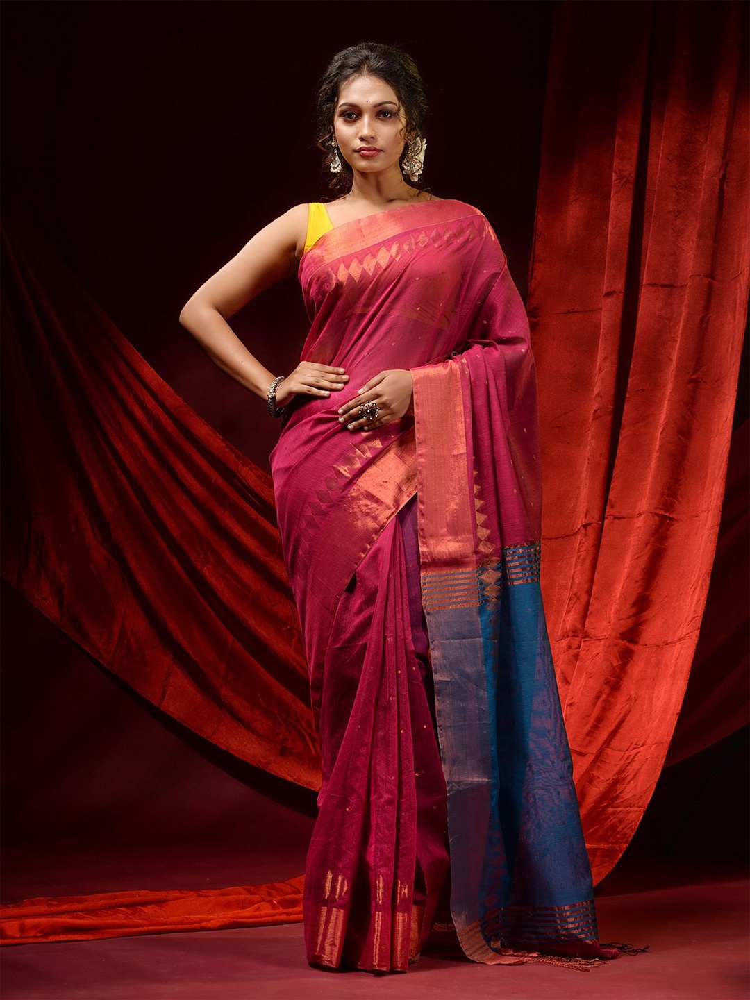 

Charukriti Pink & Blue Woven Design Zari Saree