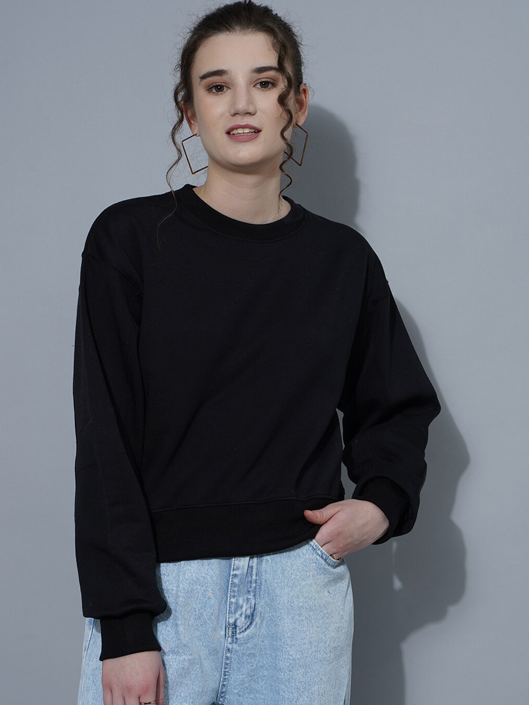 

Purple Feather Round Neck Pullover Sweatshirt, Black