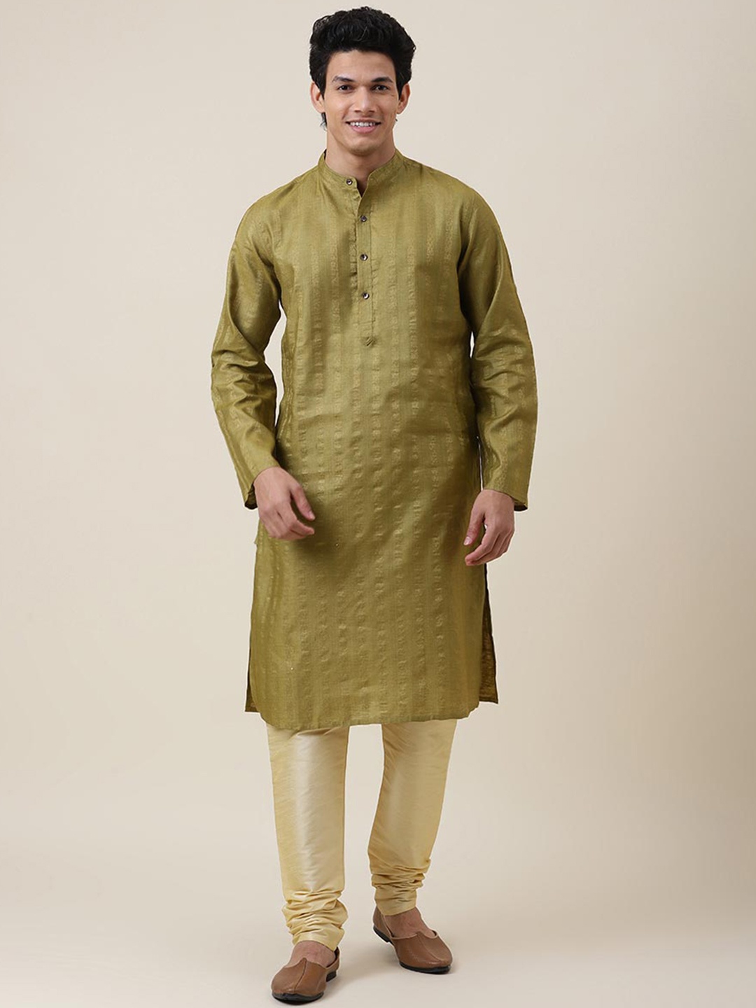 

Fabindia Men Green Geometric Kurta