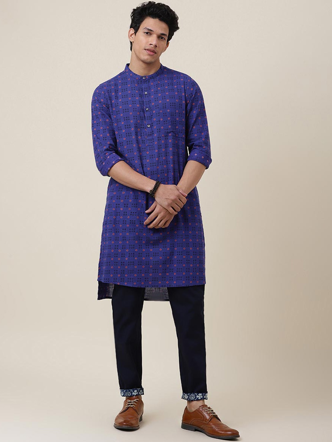 

Fabindia FabBasic Men Blue Floral Printed Cotton High Low Kurta