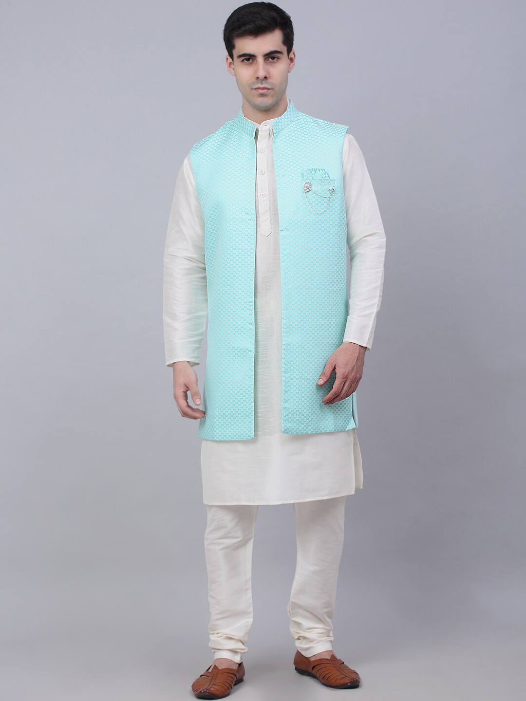 

Jompers Men Turquoise Blue Solid Kurta with Churidar with Waistcoat