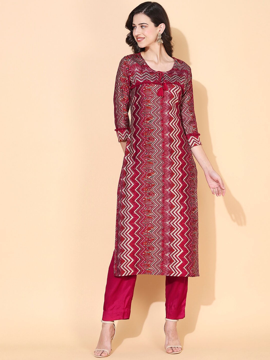 

FASHOR Women Magenta Printed Sequinned Kurta with Trousers