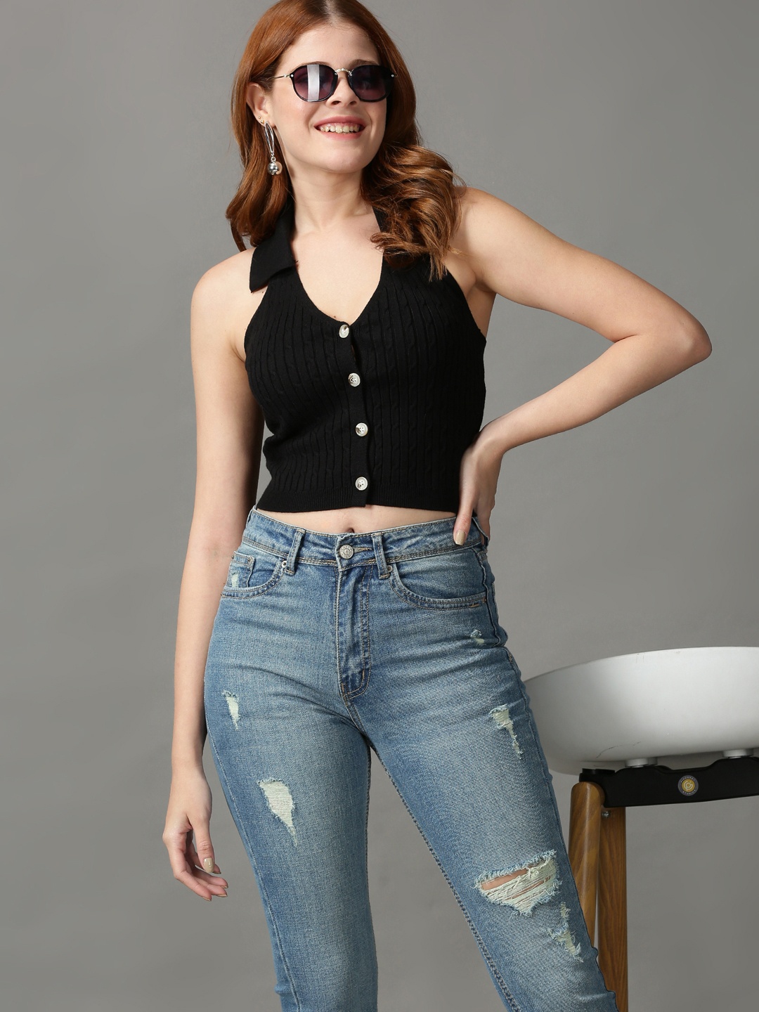 

SHOWOFF Black Halter Neck Fitted Crop Top