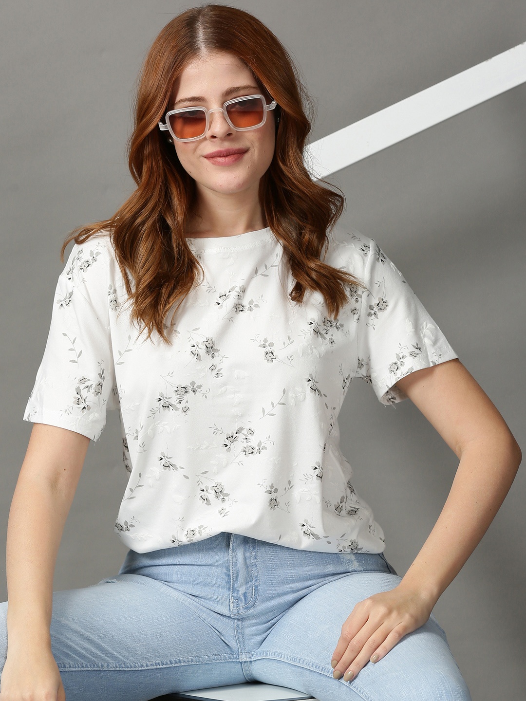 

SHOWOFF White & Grey Floral Print Top