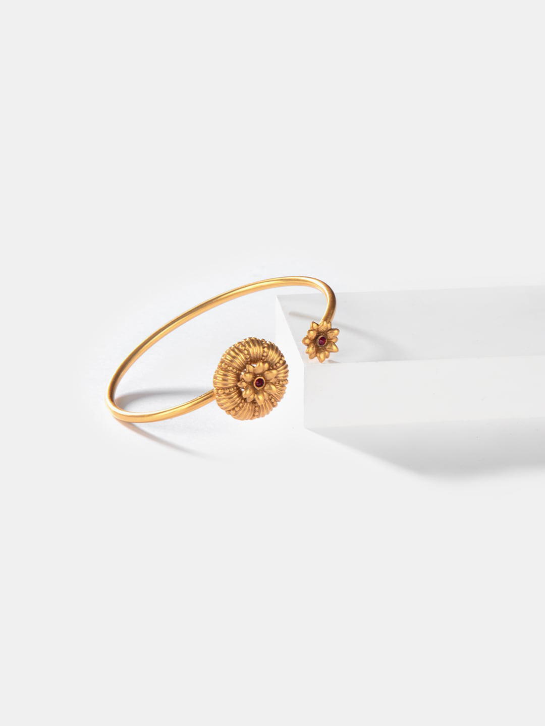 

SHAYA Women Sterling Silver Gold-Plated Cuff Bracelet