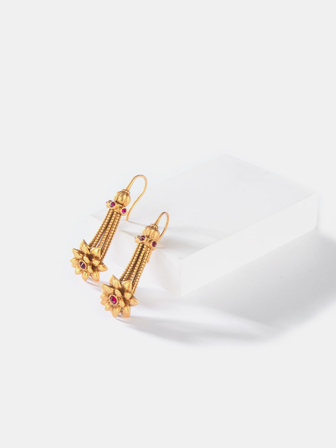 

SHAYA Gold Plated Contemporary Drop Earrings