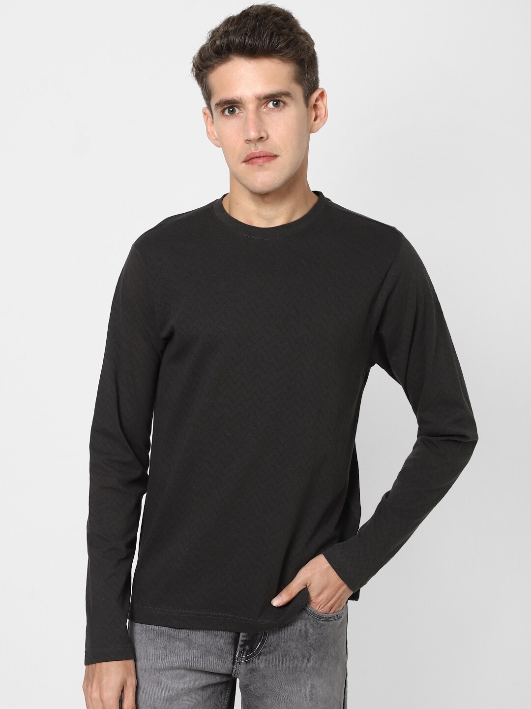 

VASTRADO Men Olive Green Cotton T-shirt