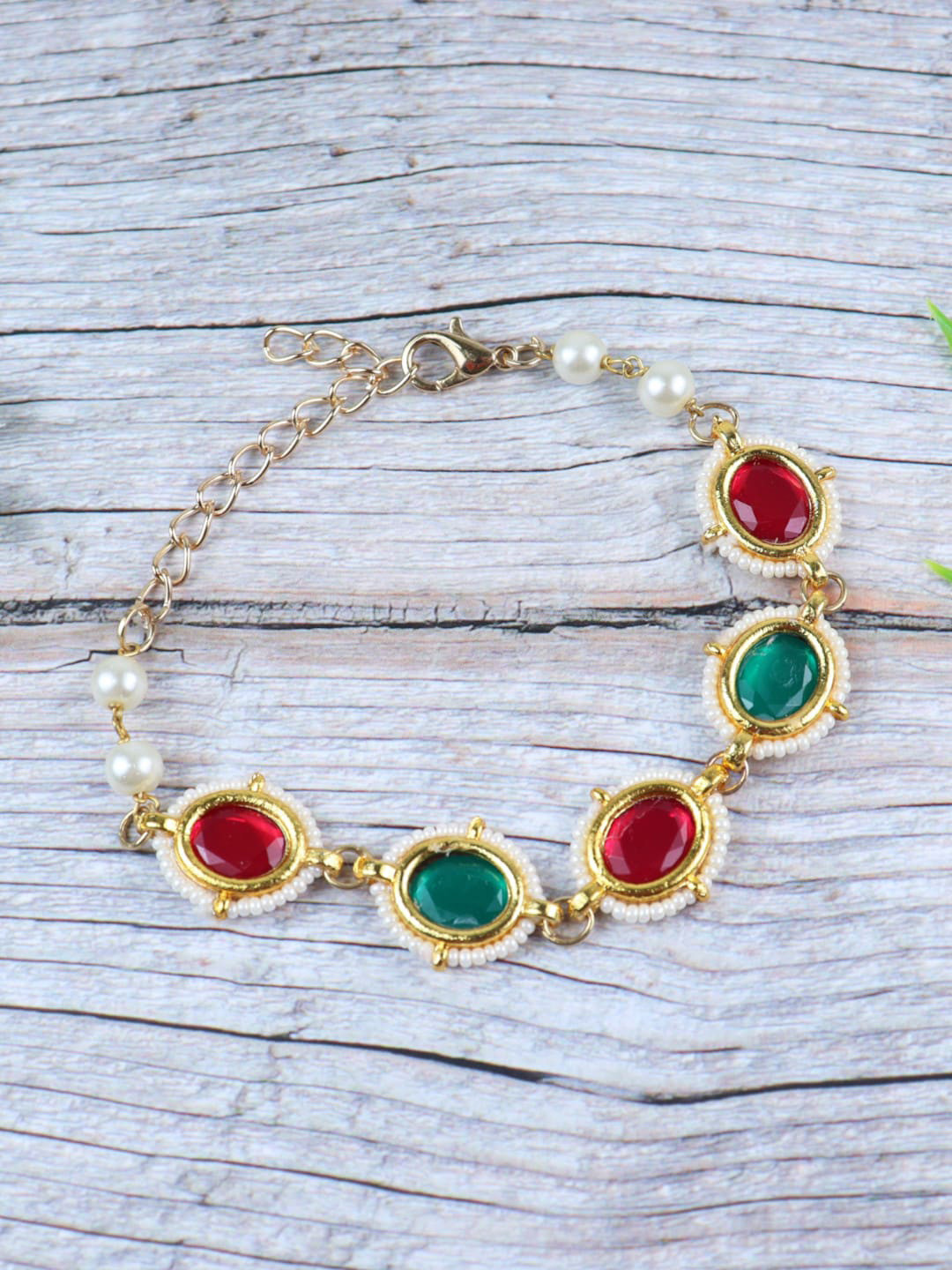 

Asthetika Kids Girls Green & Red Kundan Gold-Plated Link Bracelet