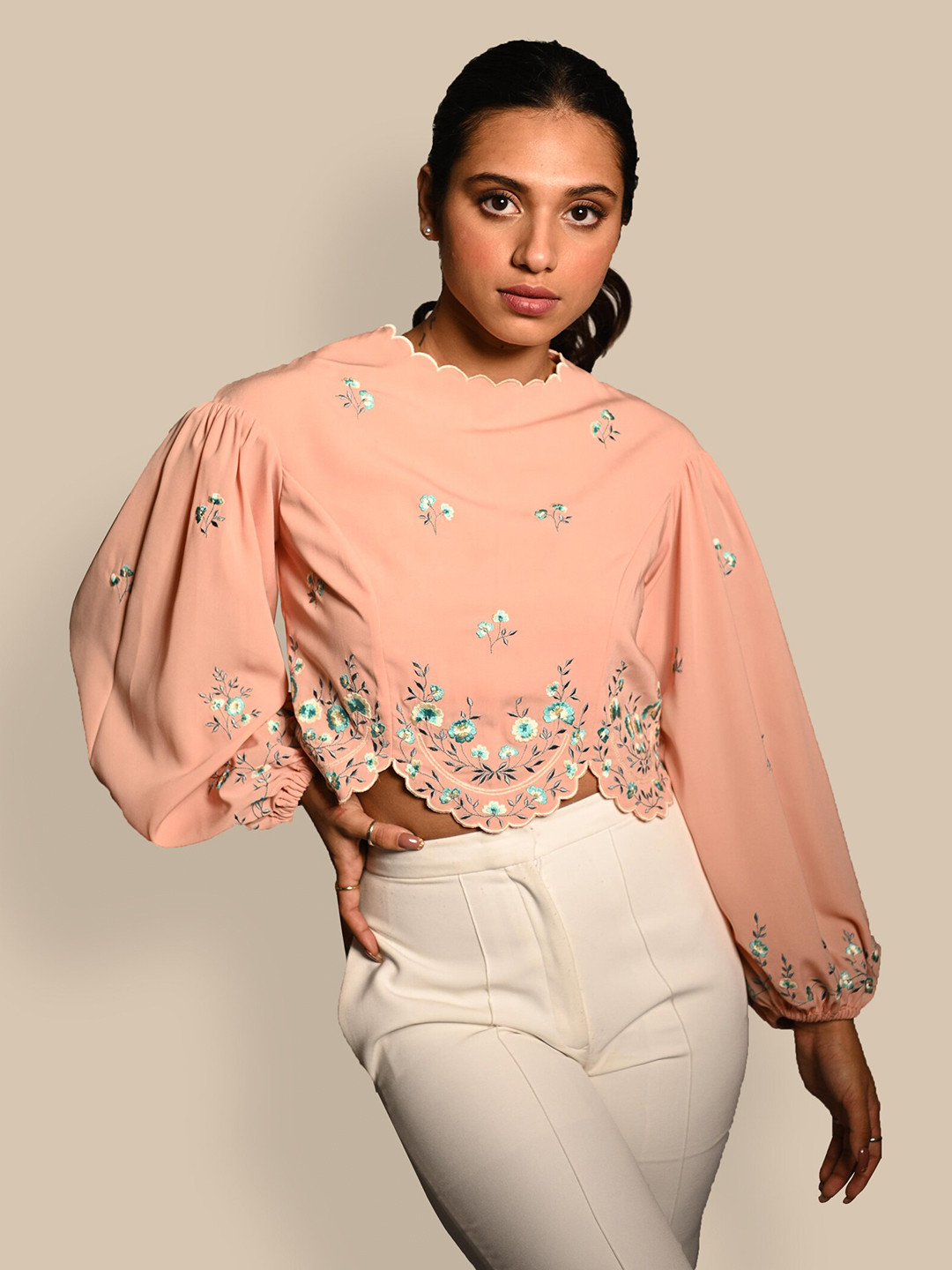 

MODWEE Peach-Coloured & Blue Floral Embroidered Crepe Crop Top