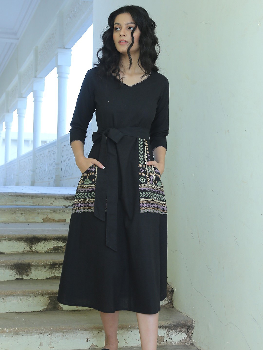 

OKHAI Black Ethnic Motifs Ethnic A-Line Midi Dress