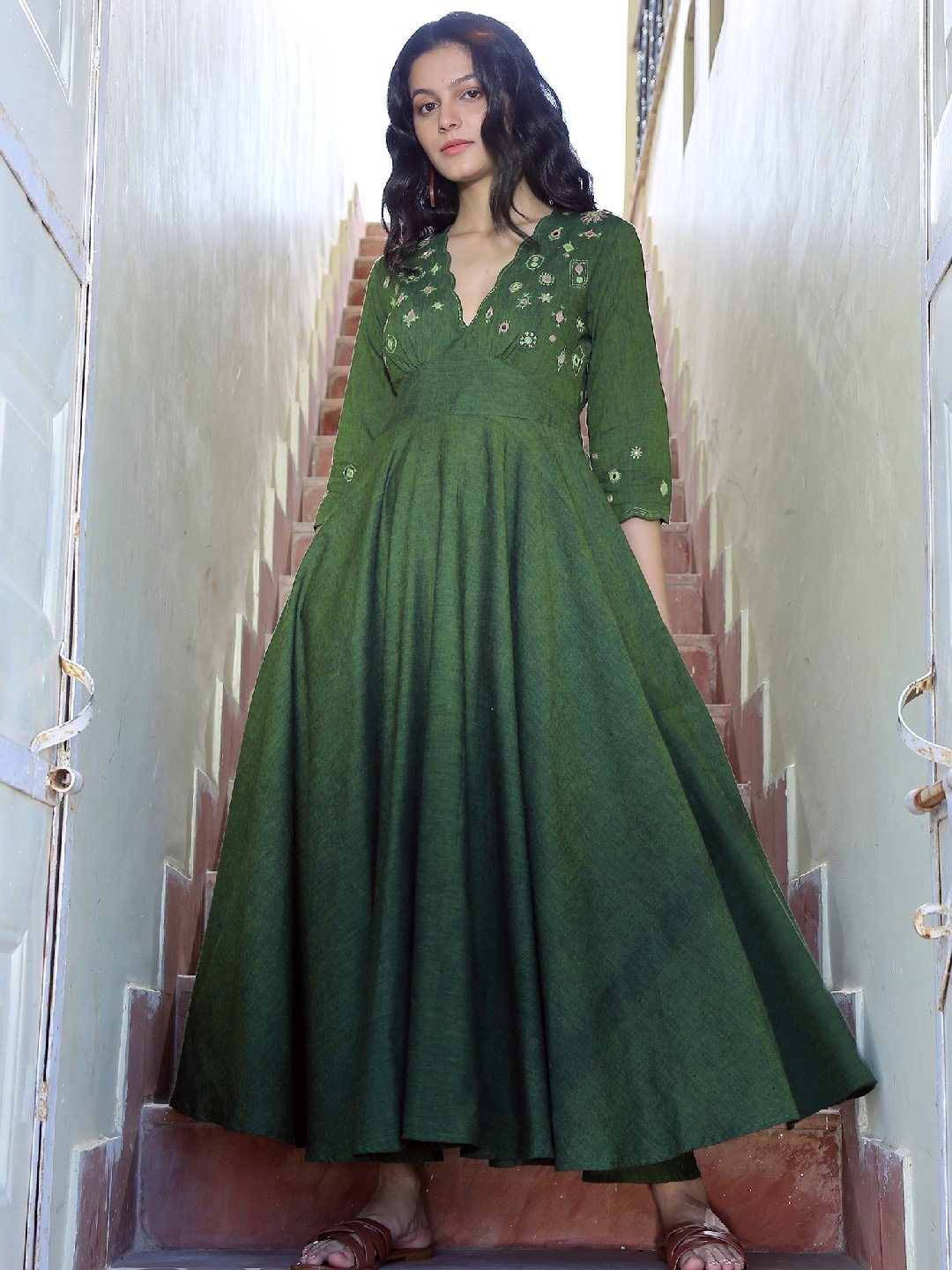 

OKHAI Green Ethnic Motifs Embroidered Ethnic Maxi Maxi Dress