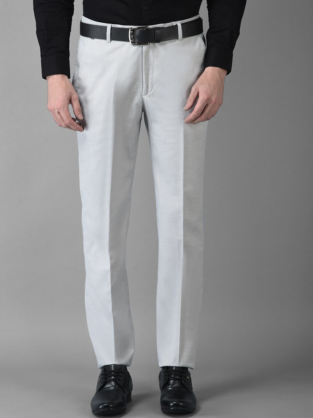 

Canary London Men Grey Smart Slim Fit Wrinkle Free Formal Trousers