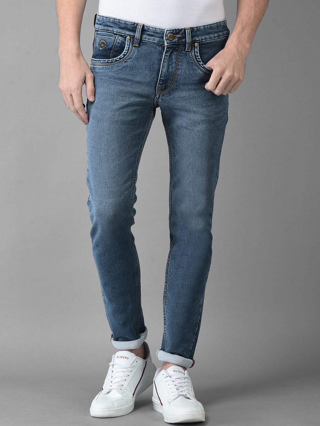 

Canary London Men Blue Smart Skinny Fit Low-Rise Light Fade Stretchable Jeans