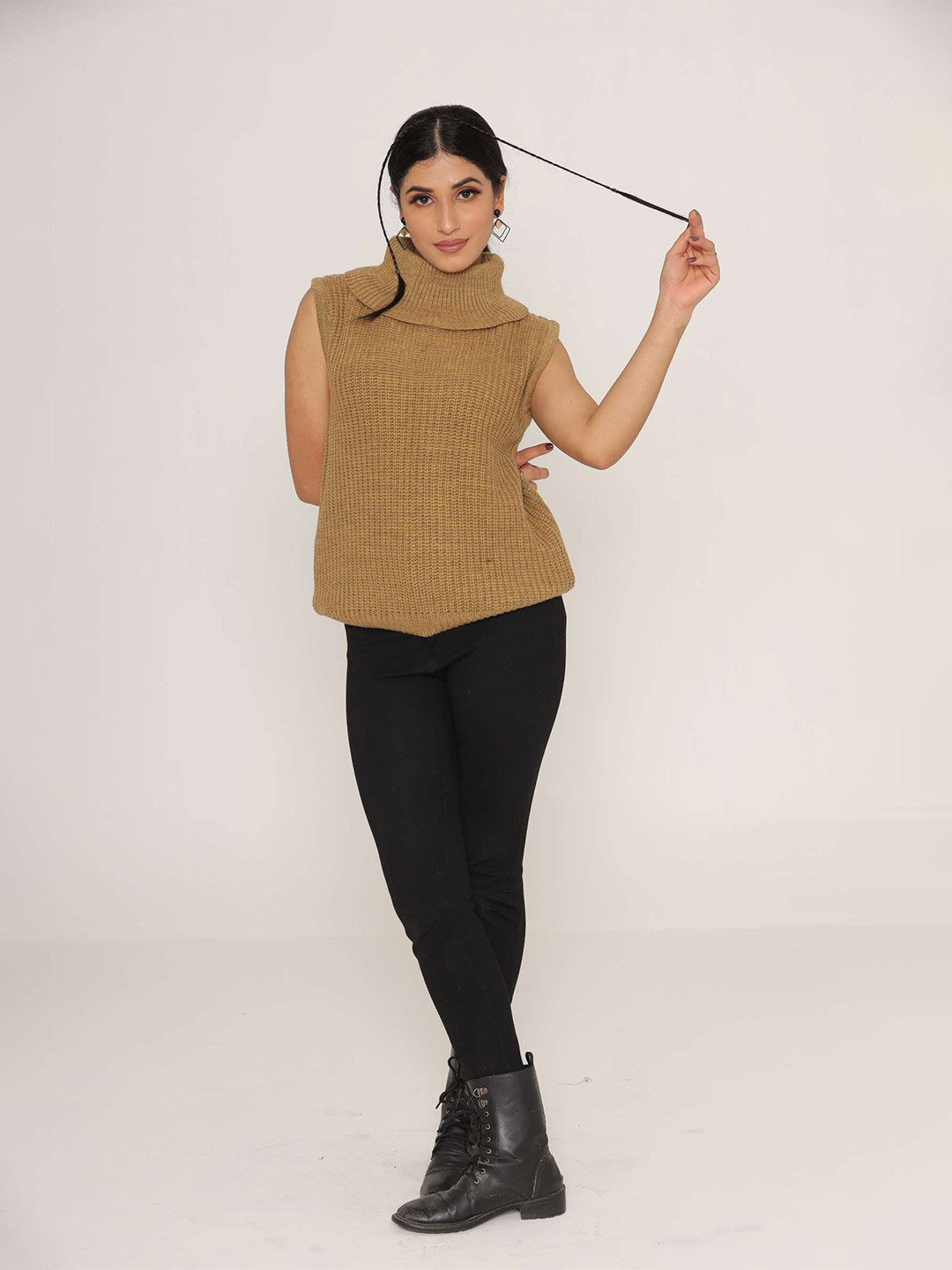 

KASMA Women Camel Brown Cable Knit Wool Sweater Vest