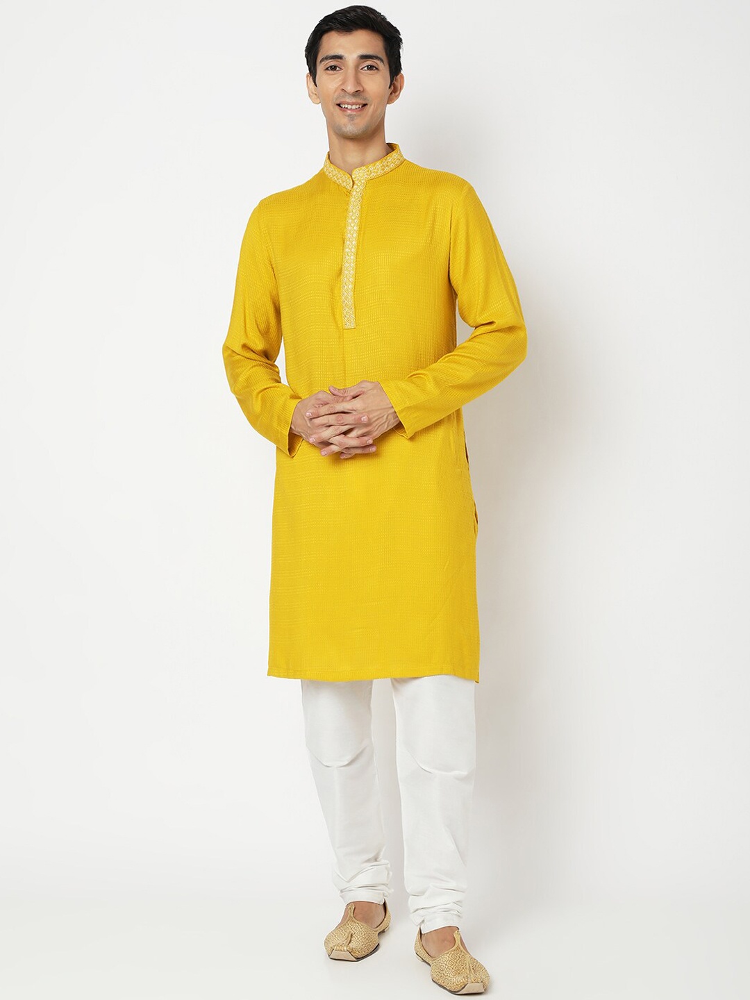 

Ethnicity Men Yellow Embroidered Kurta