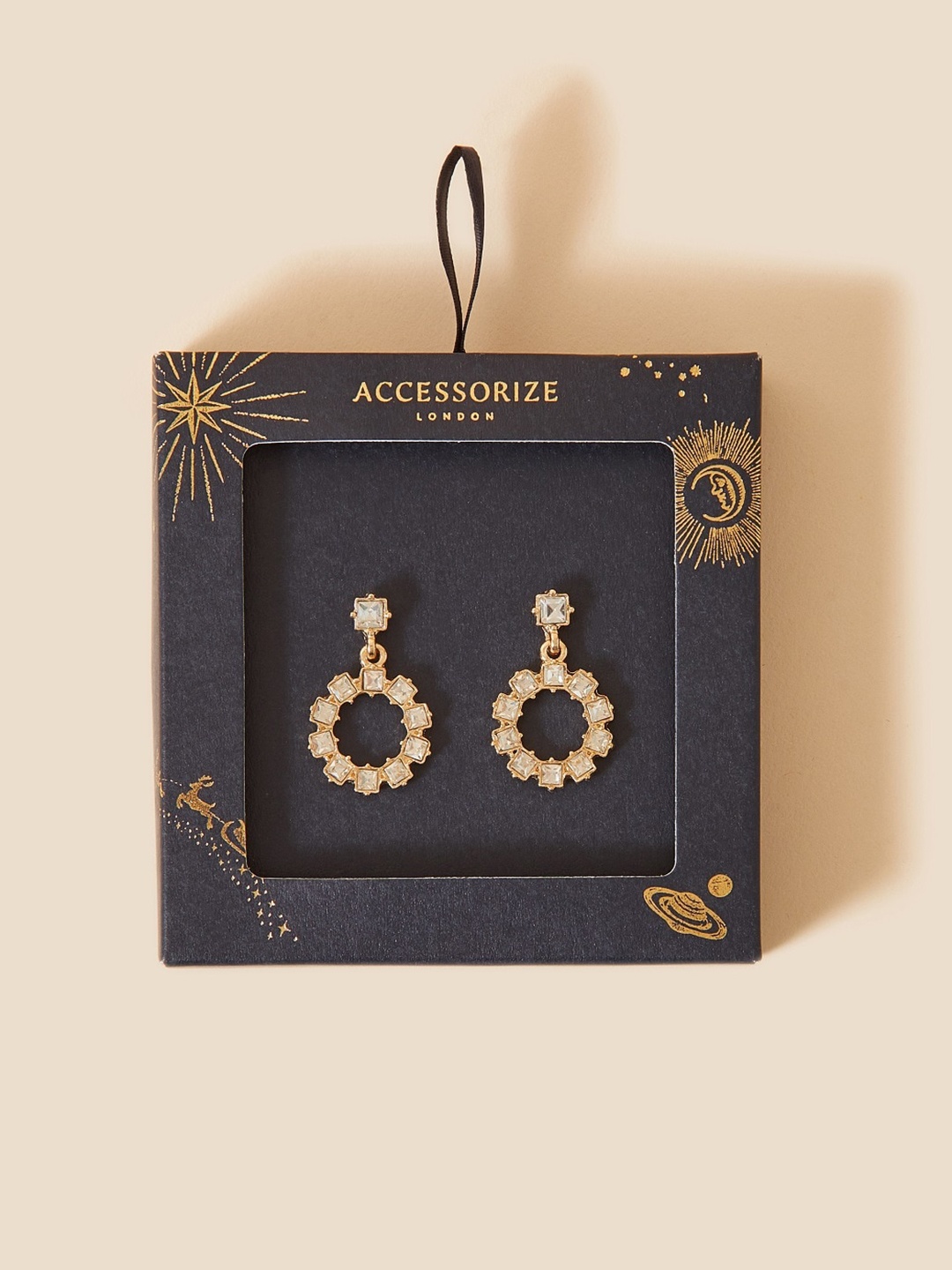 

Accessorize Women White & Gold-Toned Circular Drop Earrings