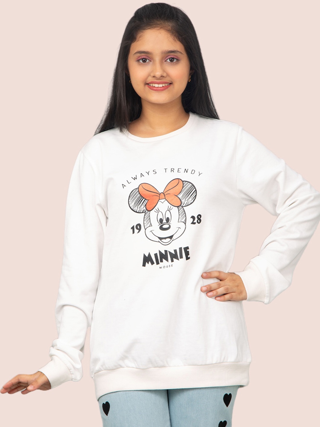 

Zalio Girls White Minnie Mouse Printed Sweatshirt