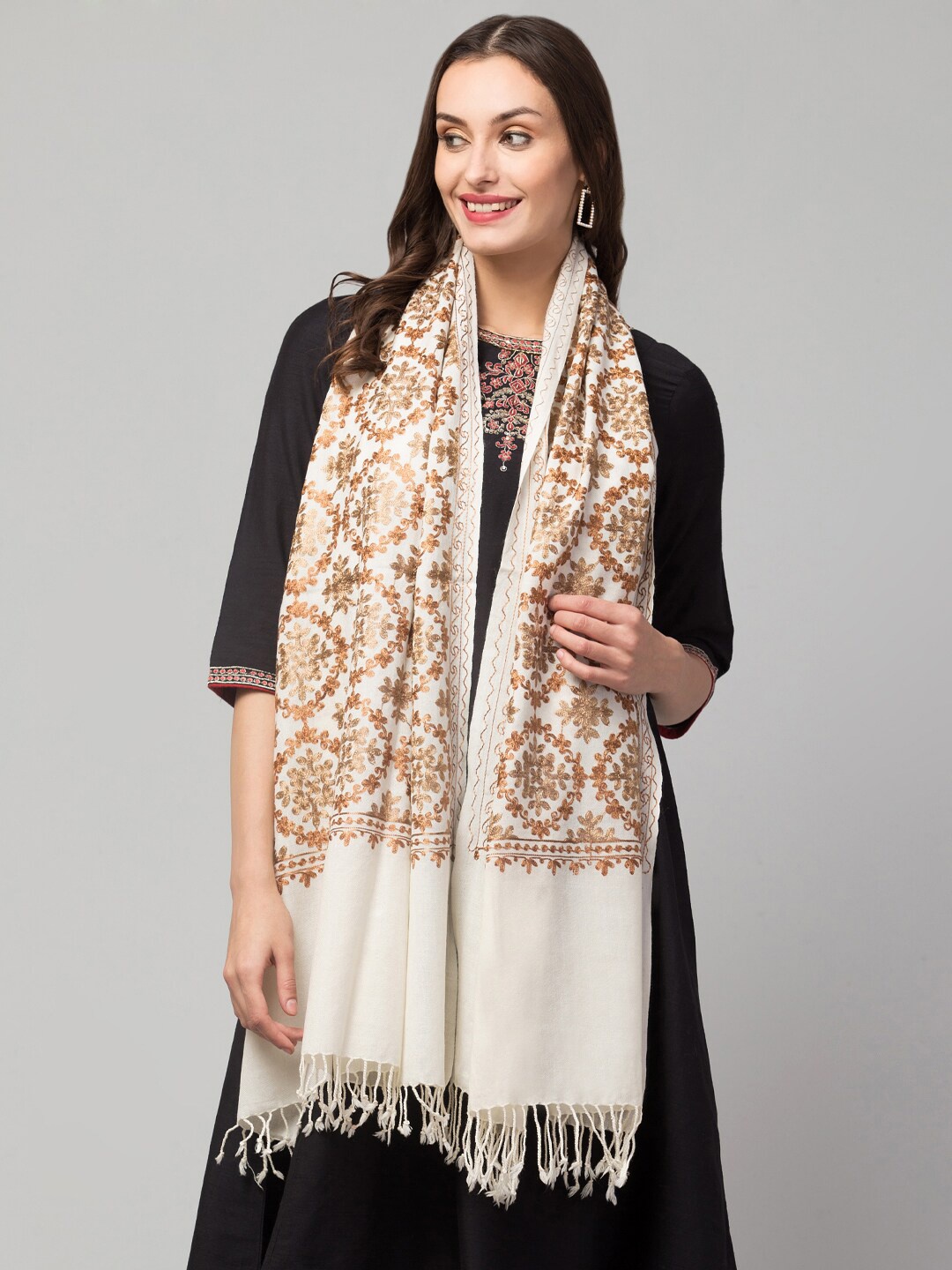 

Tweedle Women White & Gold Toned Floral Dual-Toned Embroidered Pure Wool Shawl