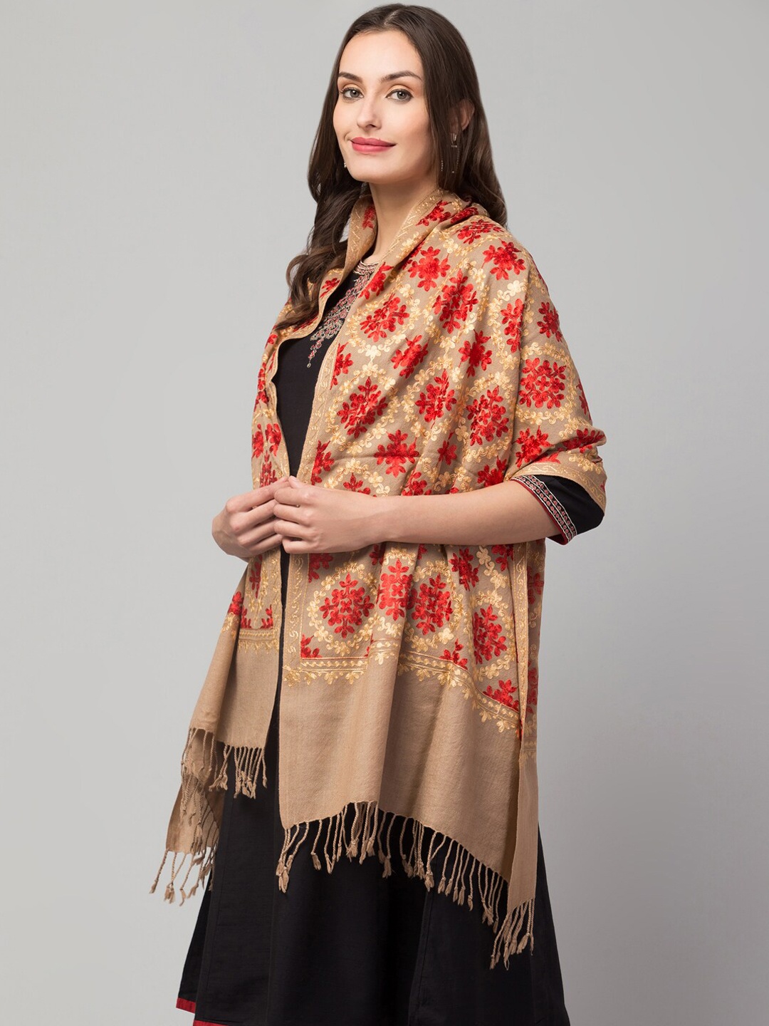 

Tweedle Women Beige & Red Floral Dual-Toned Embroidered Pure Wool Shawl