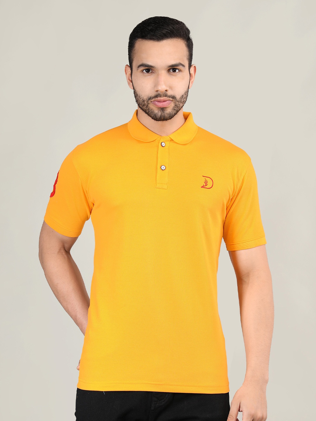 

PORTBLAIR Men Yellow Polo Collar Slim Fit T-shirt
