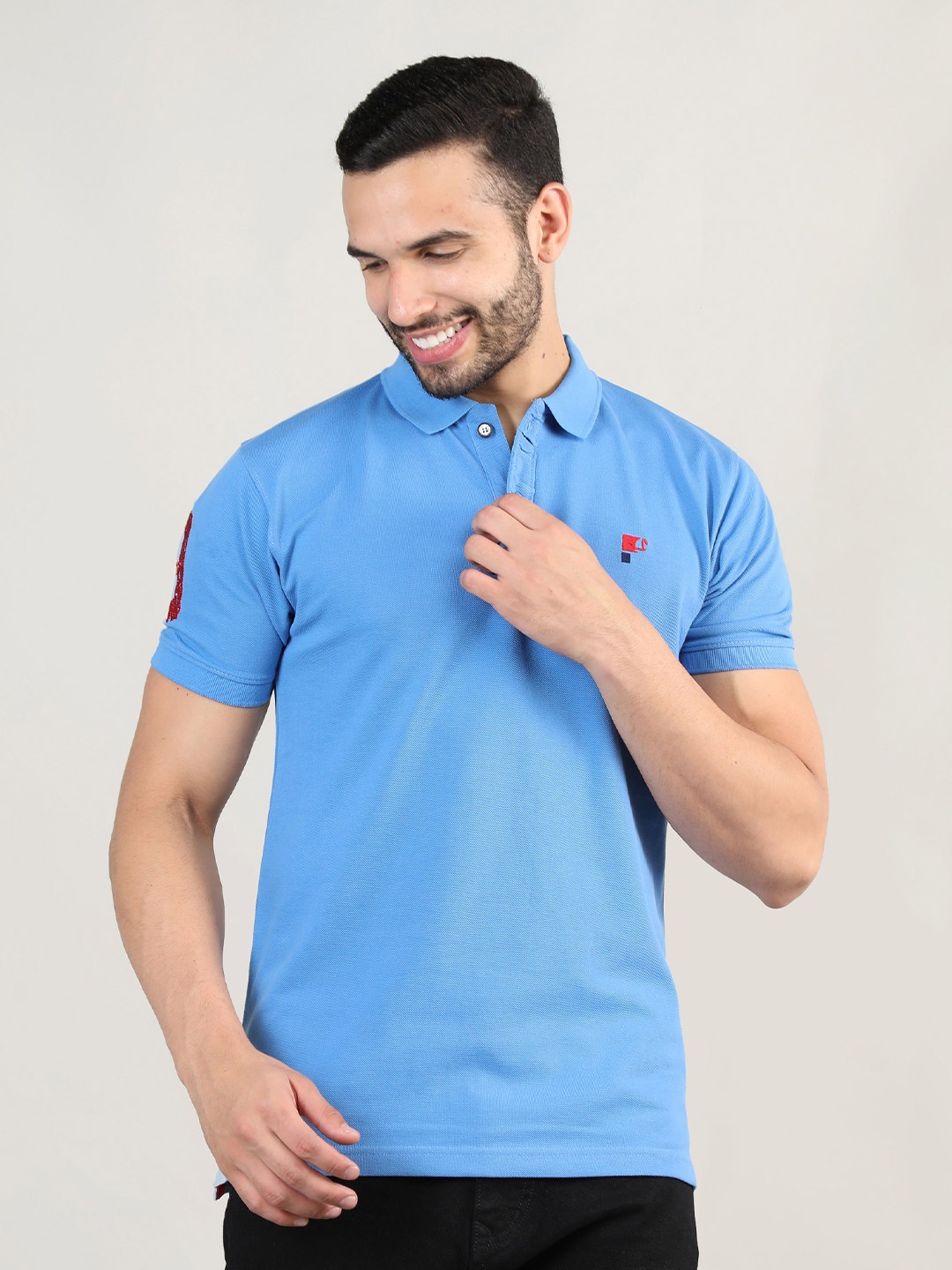 

PORTBLAIR Men Blue Polo Collar Slim Fit T-shirt
