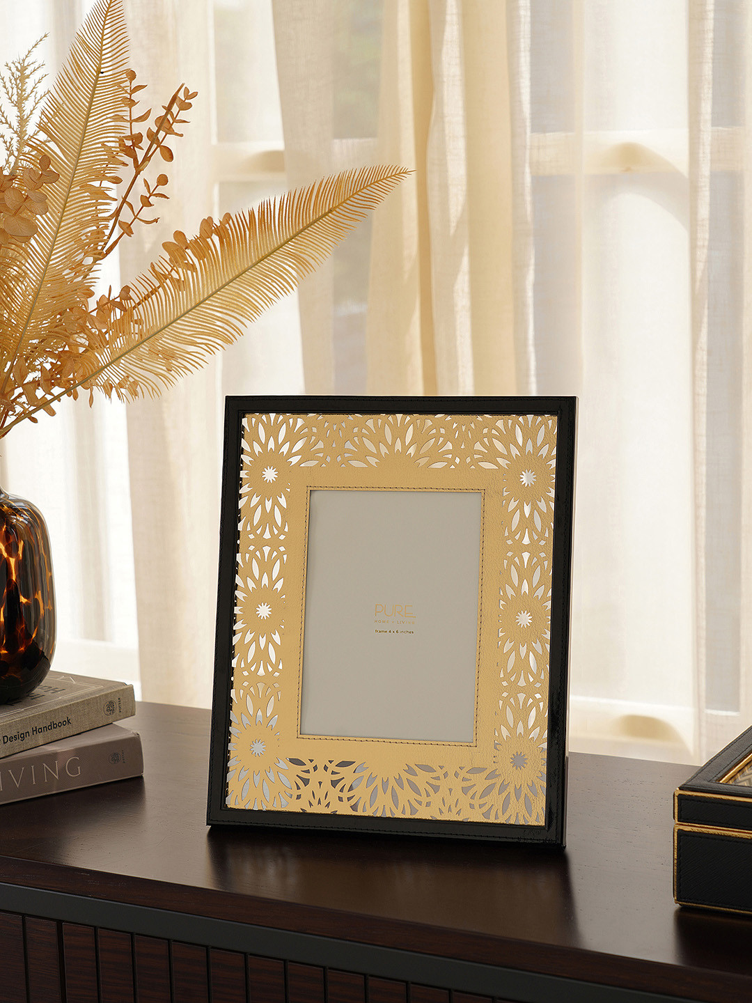 

Pure Home and Living Black & Gold Toned Textured Photo Frame