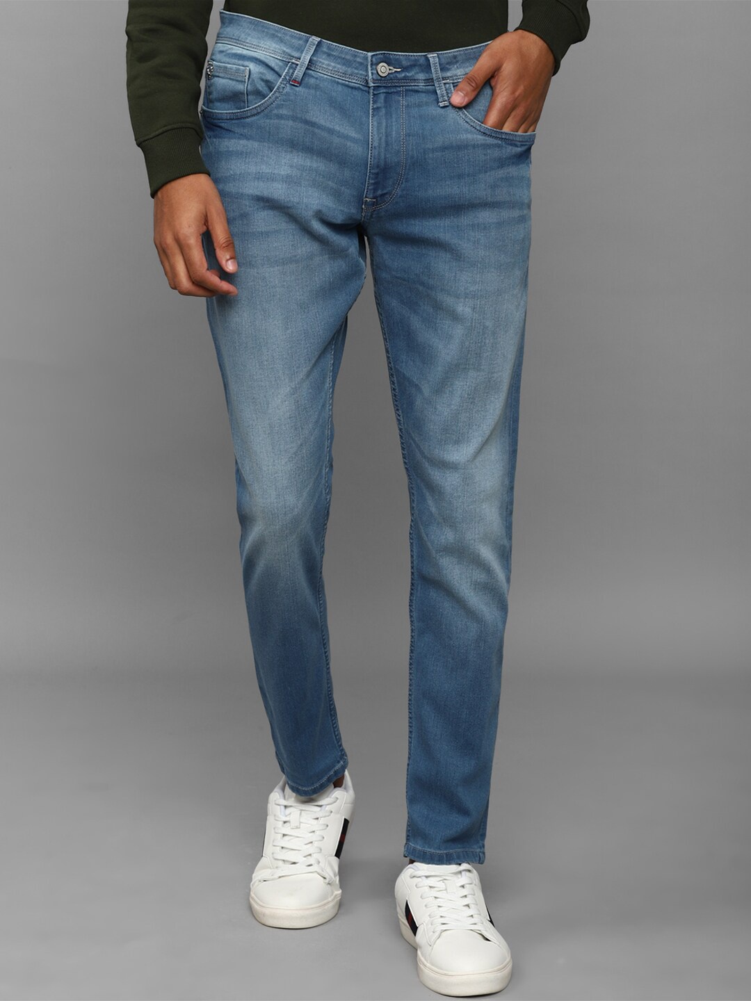 

Allen Solly Men Blue Slim Fit Heavy Fade Jeans