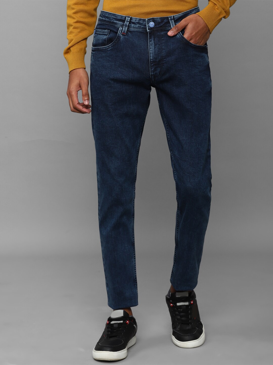 

Allen Solly Men Navy Blue Slim Fit Jeans