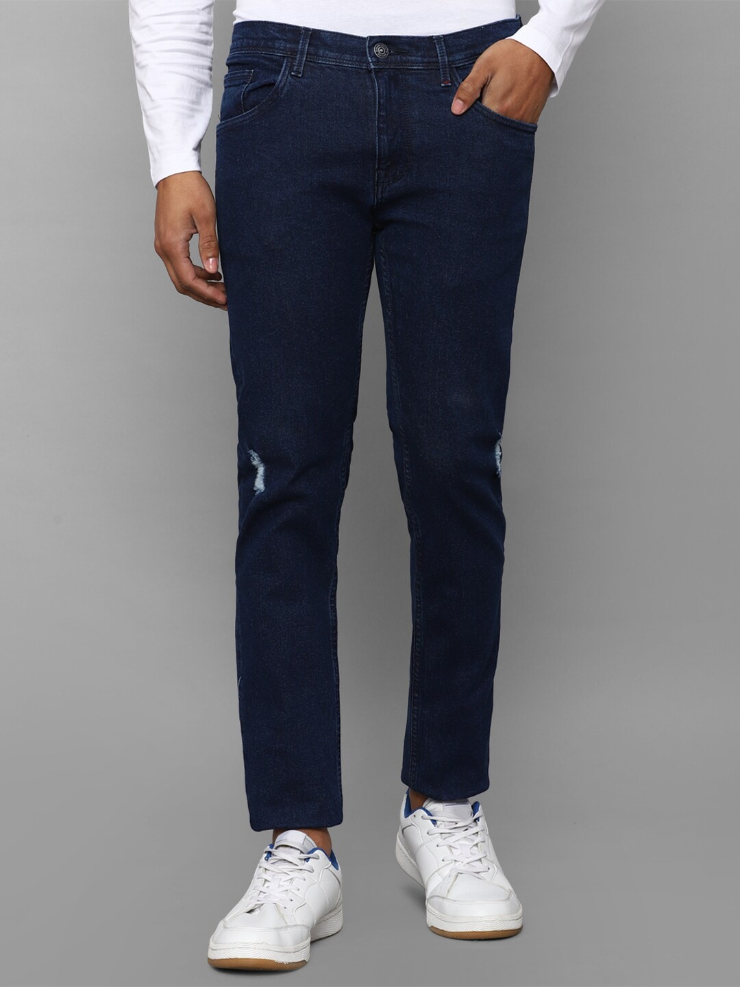 

Allen Solly Sport Men Navy Blue Skinny Fit Low Distress Jeans