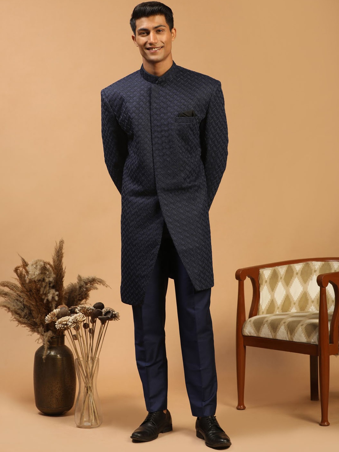 

VASTRAMAY Men Navy Blue Self-Design Silk Blend Sherwani Set