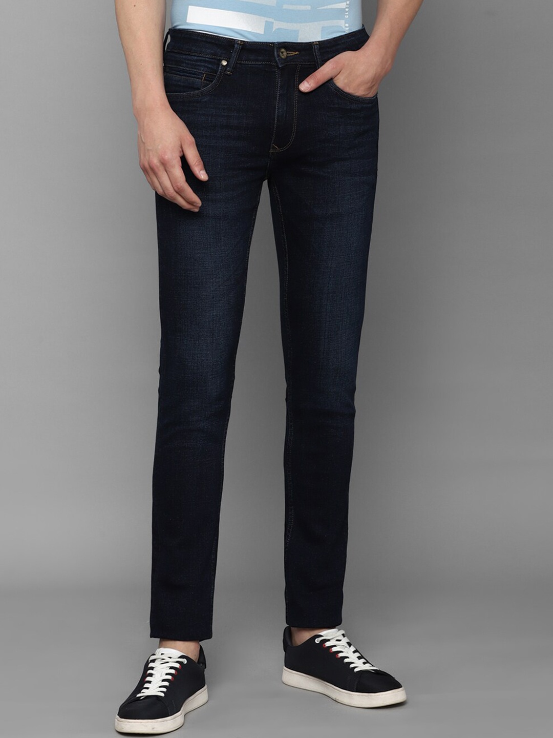

Louis Philippe Jeans Men Navy Blue Slim Fit Jeans