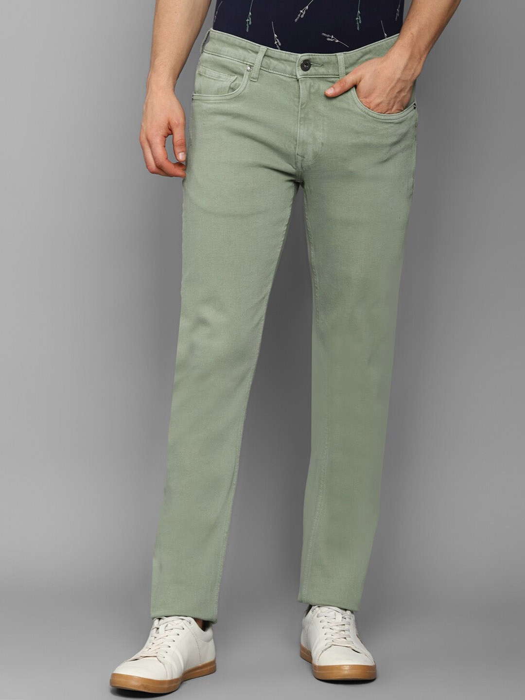 

Louis Philippe Jeans Men Green Cotton Slim Fit Jeans