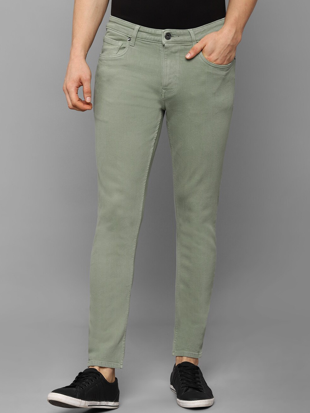 

Louis Philippe Jeans Men Green Cotton Slim Fit Jeans